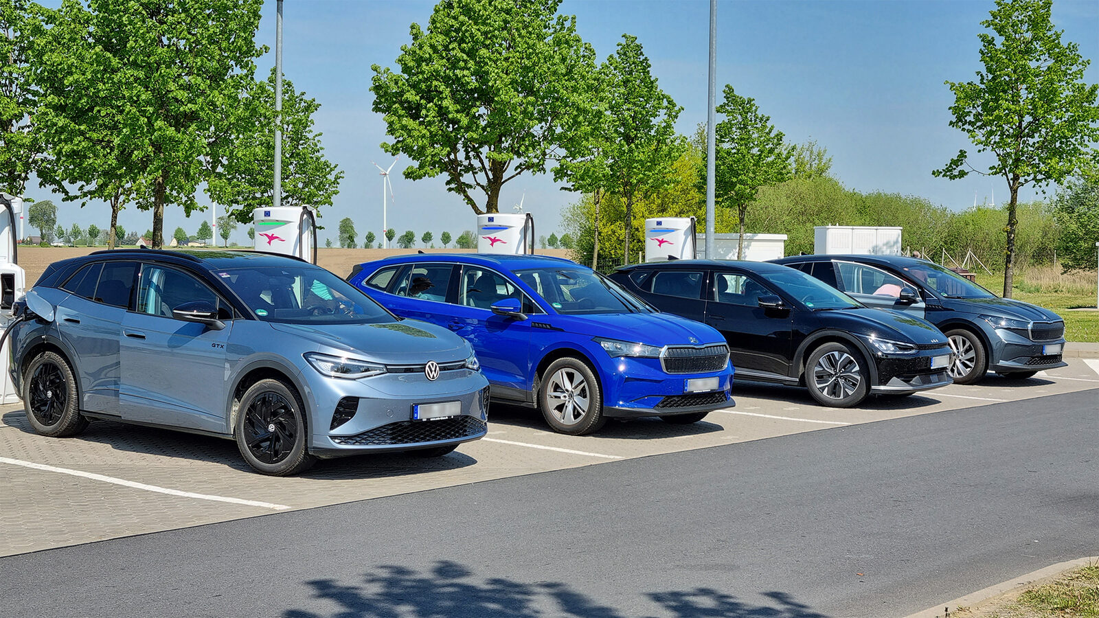 Volkswagen ID.4 an einer Ionity Schnellladestation